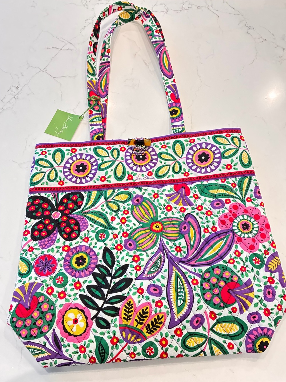NWT Vera Bradley "Loves Me" Quilted Floral Tote Bag | Toggle Closure